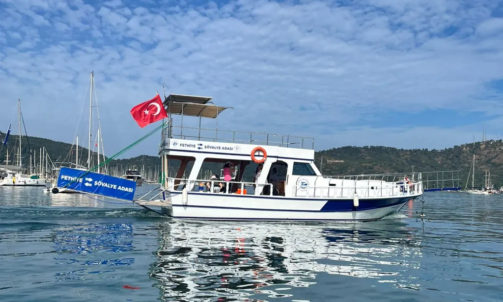 Deniz Ulaşımında Yaz Sezonu Başladı  Güllük-Kıyıkışlacık ve Fethiye-Şövalye Adası Seferleri Hizmete Girdi