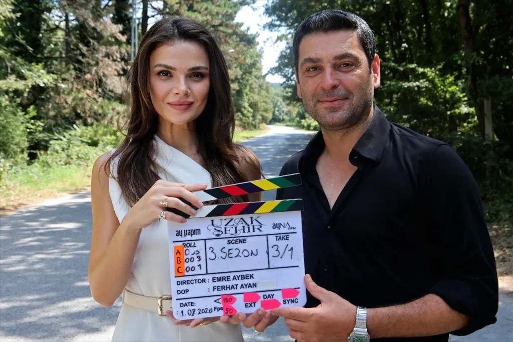 UZAK ŞEHİR’DE 3. SEZON HEYECANI! ALYA VE CİHAN’DAN İLK KARELER